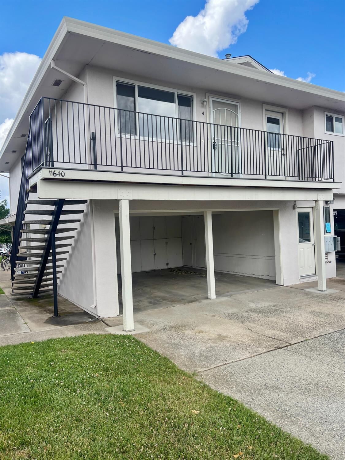 Property Photo: 11640 Garnet Way 4 CA 95602