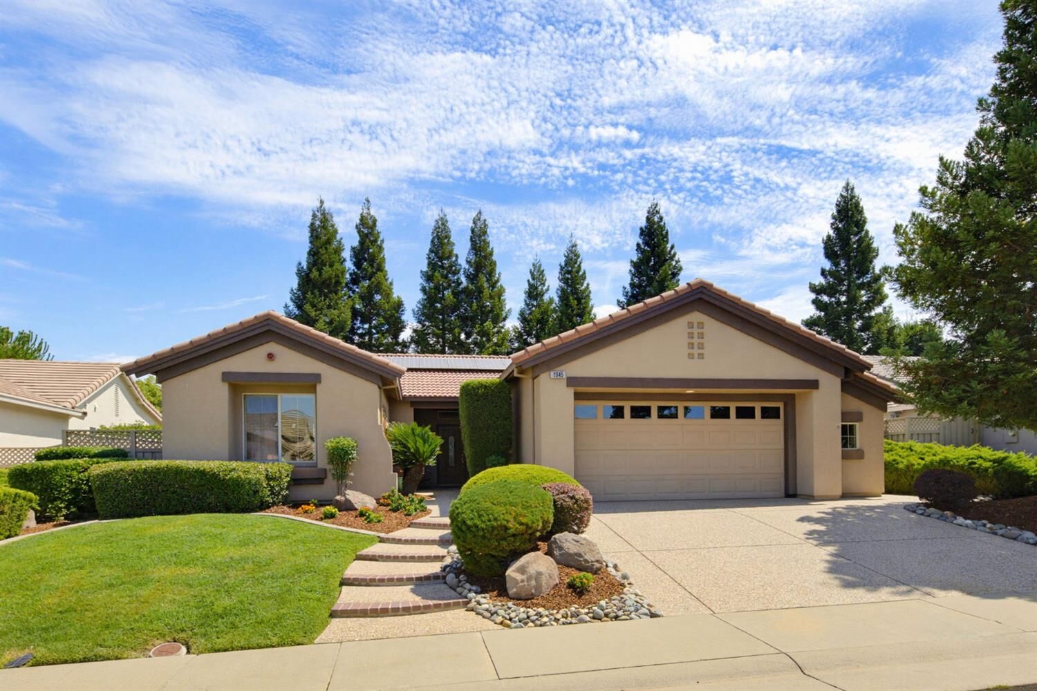 Property Photo:  1945 Laurelhurst Lane  CA 95648 