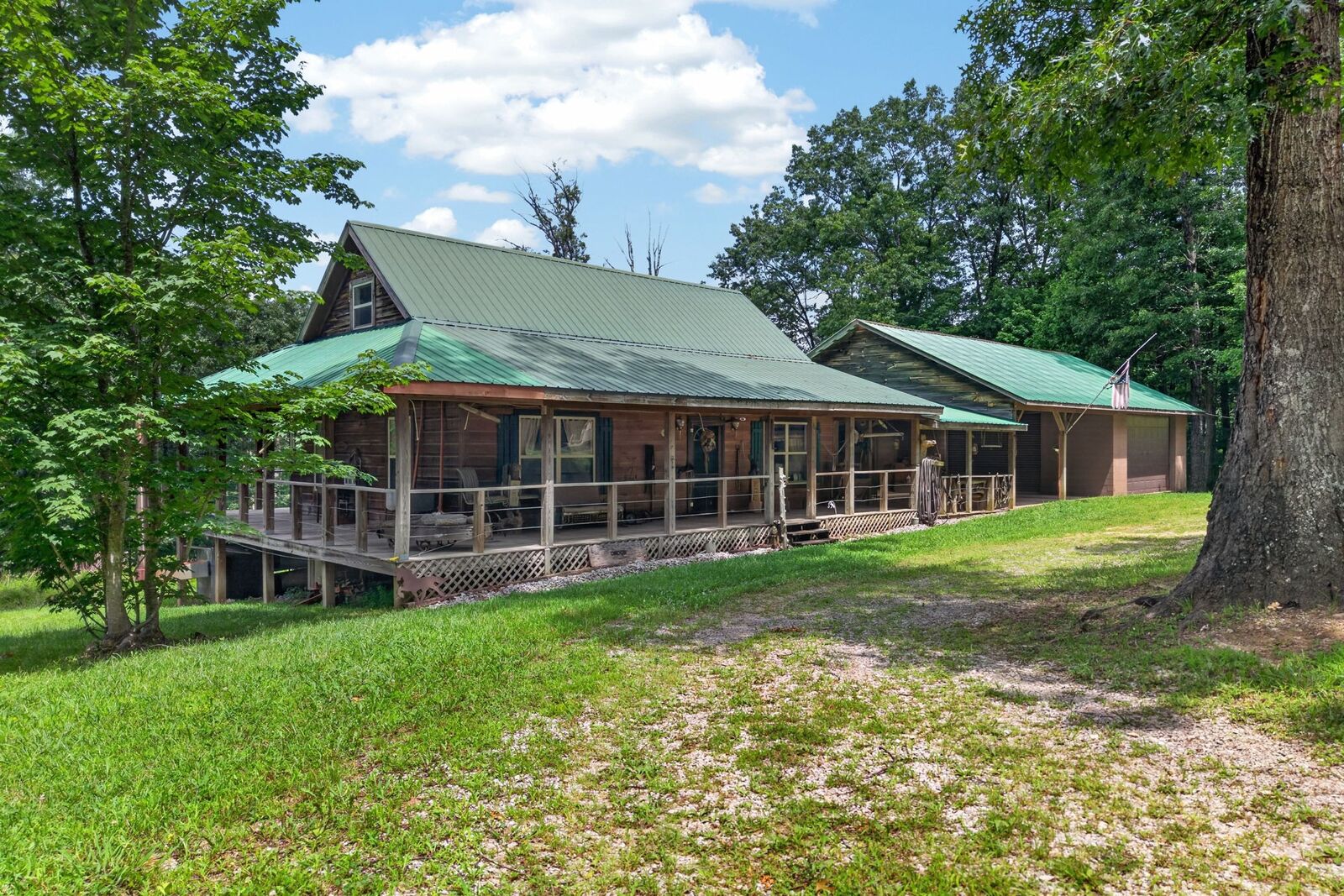 Property Photo: 513 Valley Ridge Rd TN 38556
