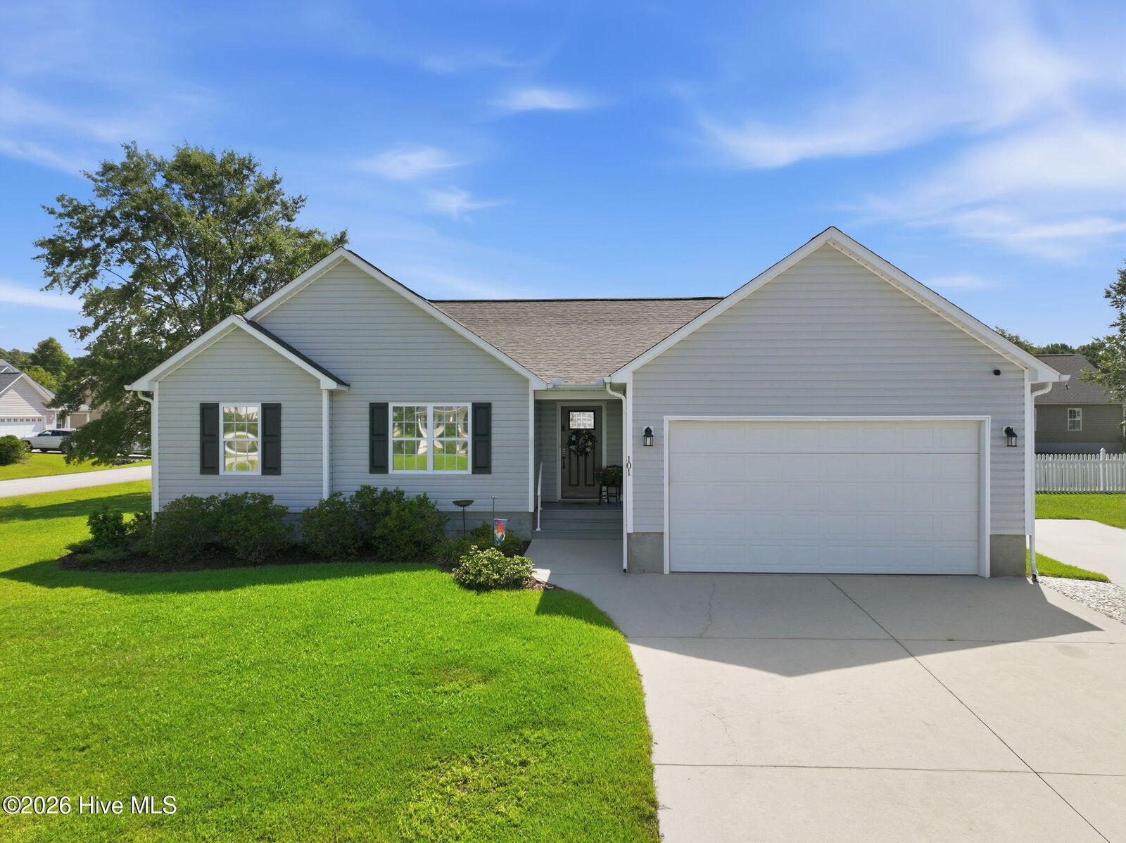 Property Photo: 101 Anglers Way NC 28516
