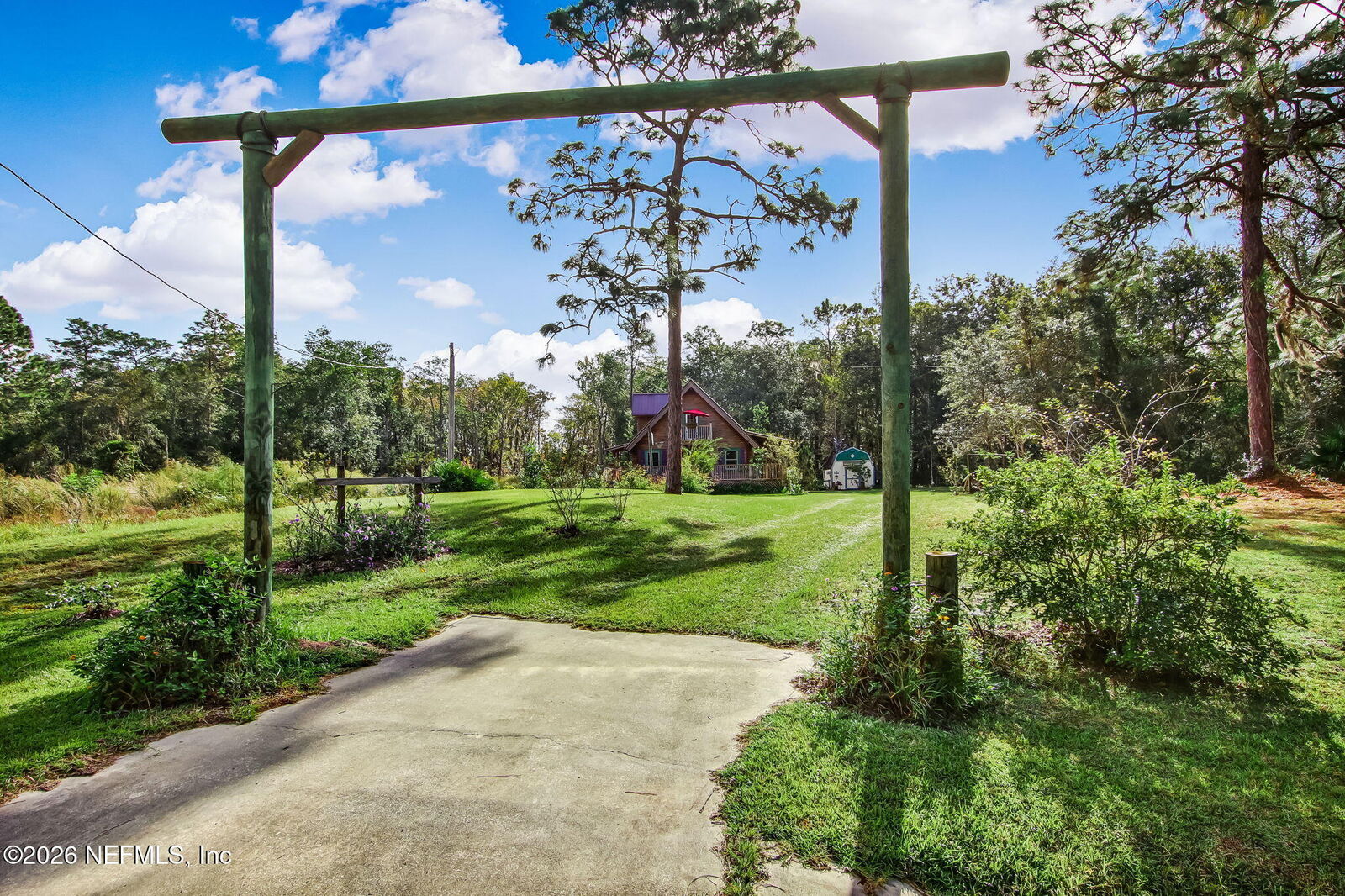 Property Photo:  152 Pioneer Trail  FL 32043 