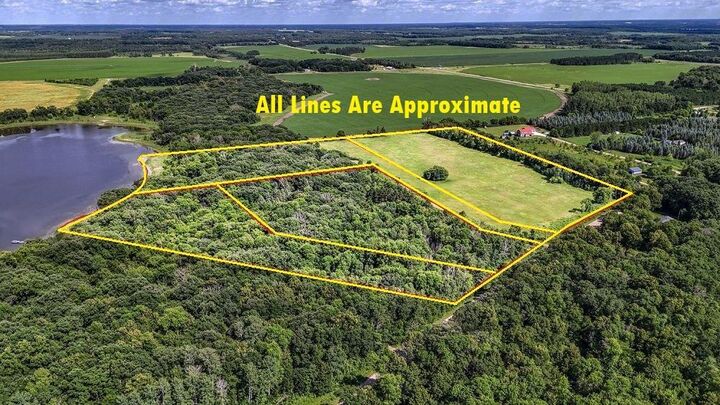 Property Photo:  39326 460th Avenue  MN 56573 