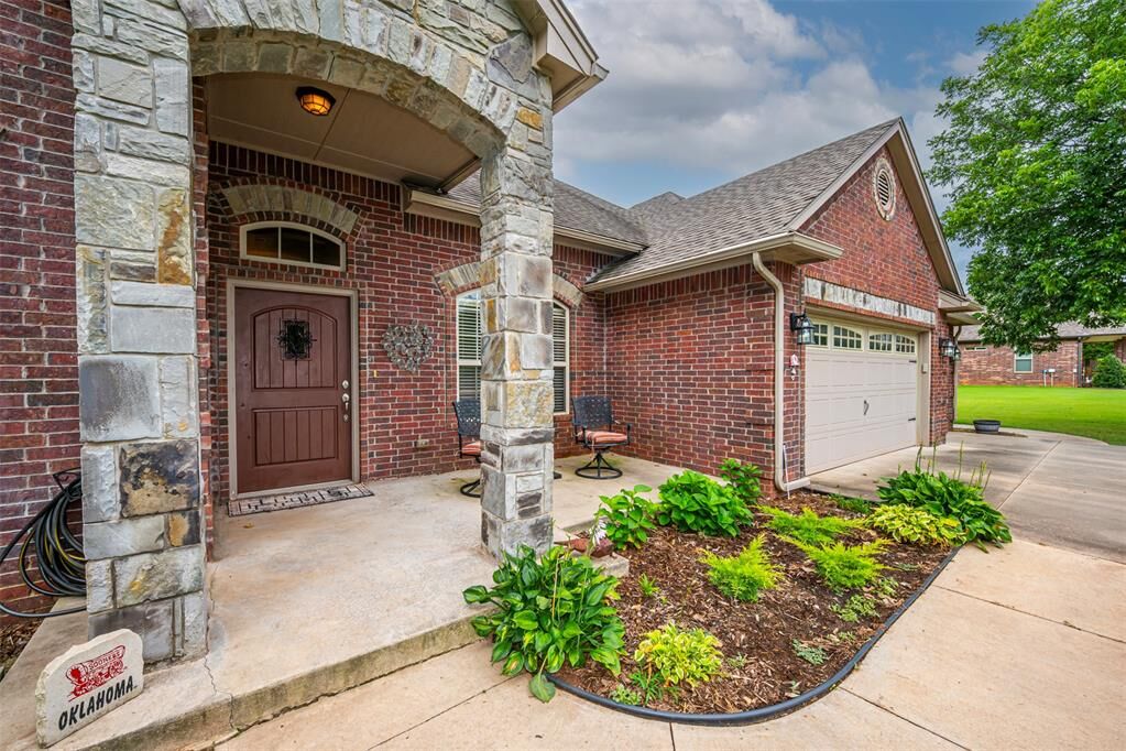 Property Photo: