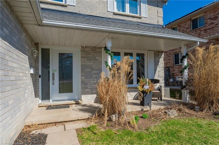 Property Photo: 399 Winston Boulevard Upper ON N3C 3Y2