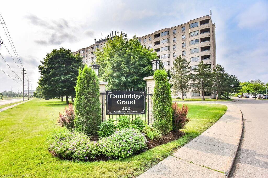 Property Photo: 200 Jamieson Parkway 609 ON N3C 4B5
