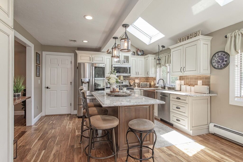 Property Photo:  8 Cherrywood Lane 8  MA 02038 