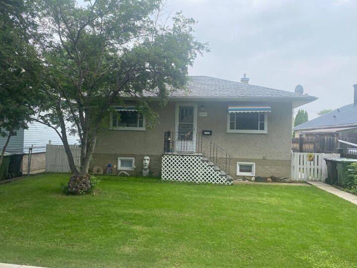 Property Photo: 5211 49 Street AB T4V 1N8