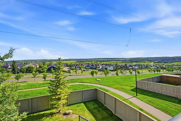 3 Evansview Gardens NW — photo 1
