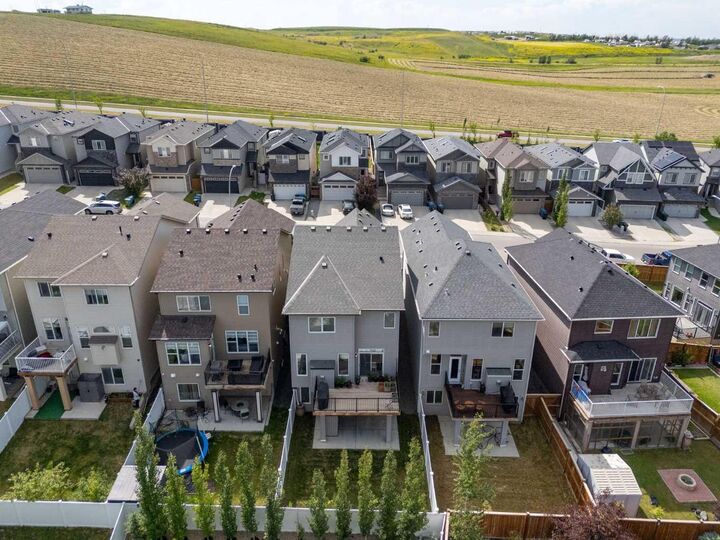 Property Photo: 283 Nolanhurst Crescent NW AB T3R 0Z6