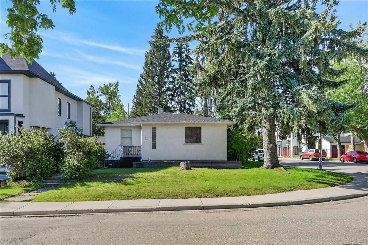 Property Photo: 1739 19 Avenue NW AB T2M 1B4