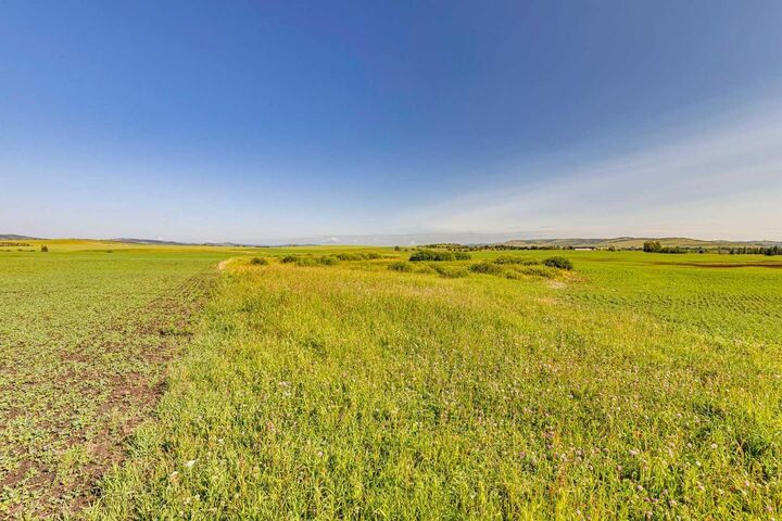 Property Photo: 370 Ave W AB T0L 0H0