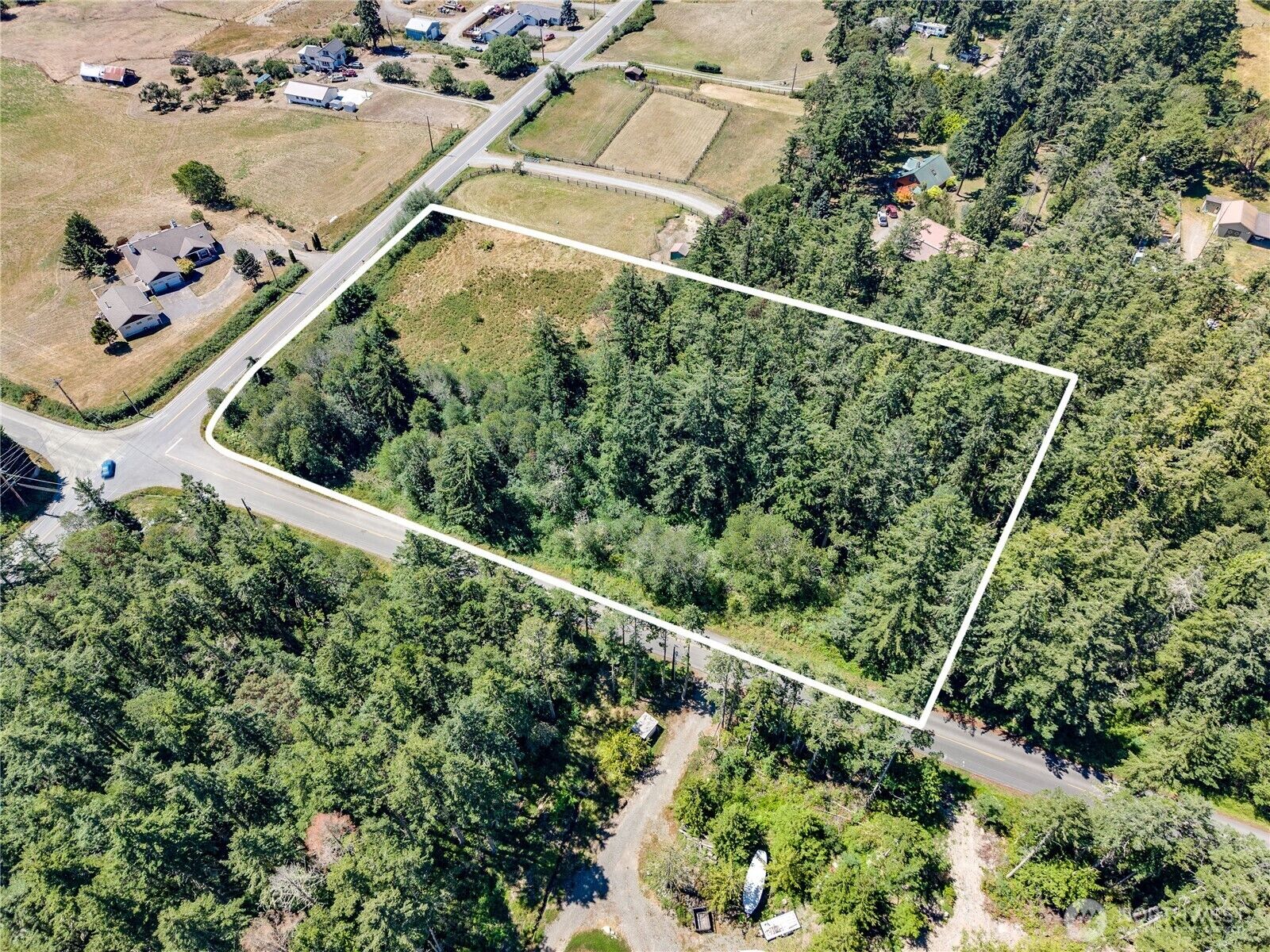Property Photo: 2190 Hastings Avenue W WA 98368