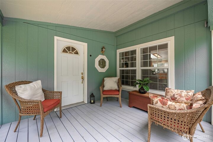 Property Photo: 2957 Creasey Road WA 98240