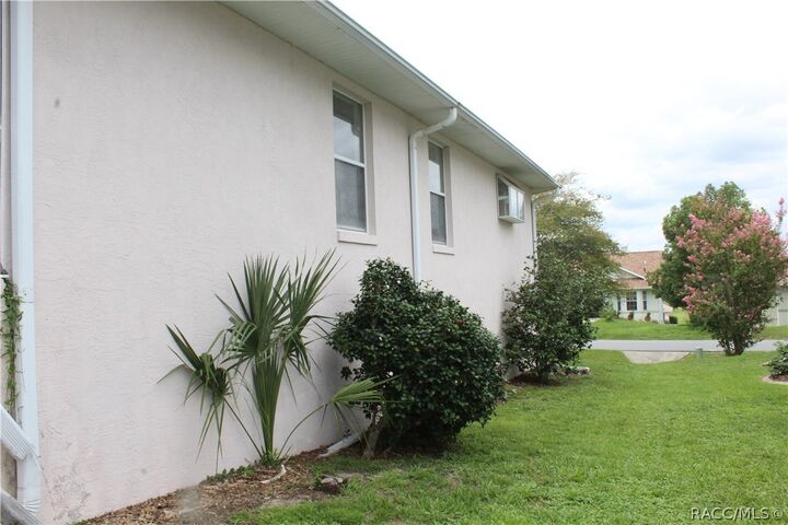 Property Photo: 742 W Sunset Set Strip Drive FL 34465
