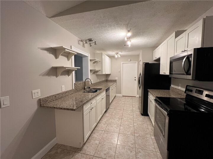 Property Photo: 1018 Landsdowne Drive FL 32958