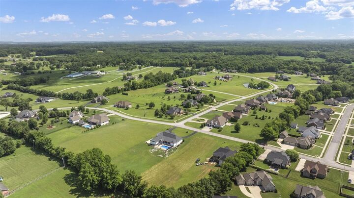 Property Photo: 315 Old Post Drive KY 42122