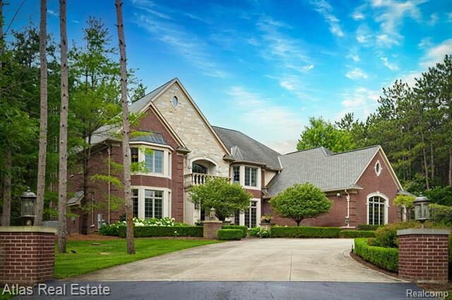 Property Photo: 10380 S S. State Road MI 48438