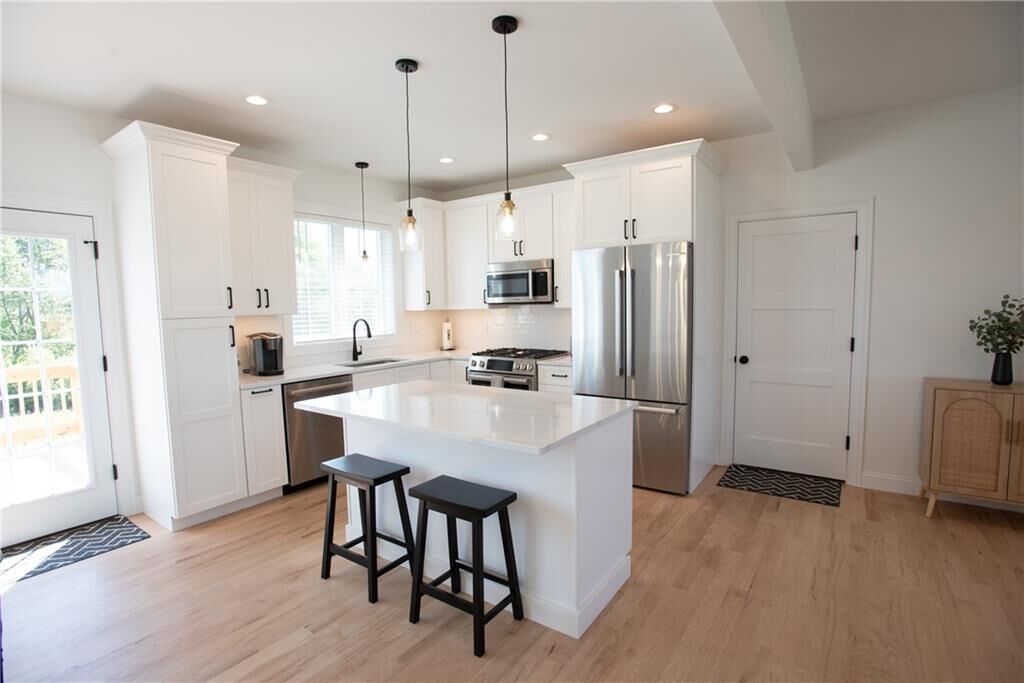 Property Photo: 30 Bunker Hill Crossing RI 02871