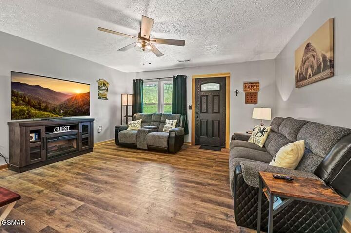 Property Photo: 1643 Arron Way TN 37876