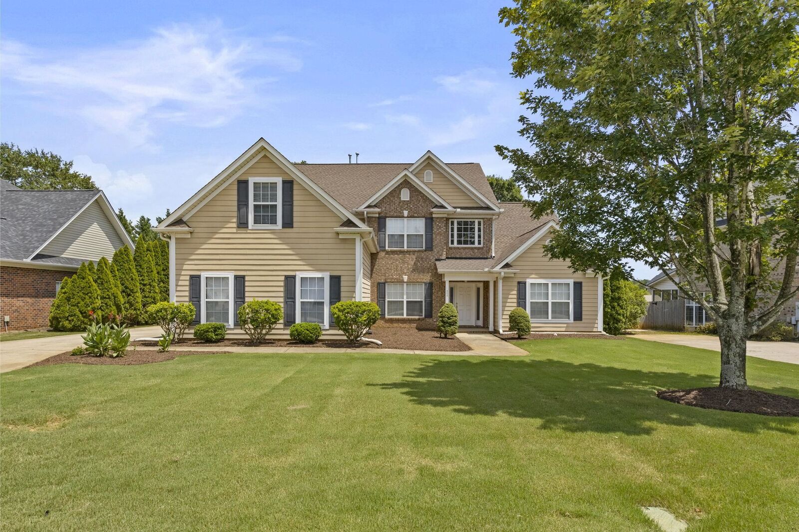 Property Photo: 320 Verdana Court SC 29316