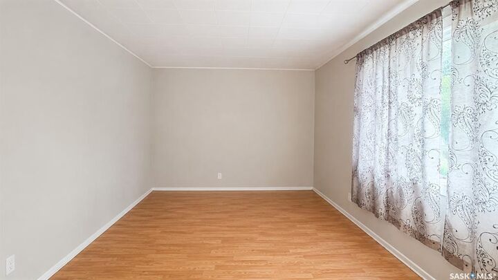 Property Photo: 1924 22nd Street W SK S7M 0T9