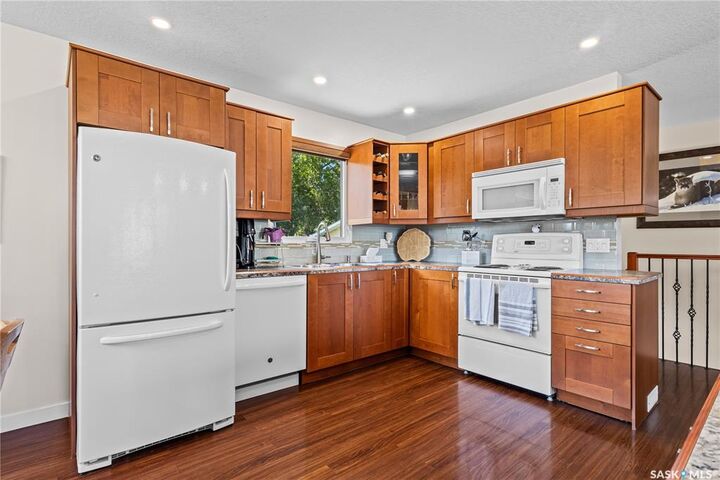 Property Photo: 1201 McKay Drive SK S6V 5V1