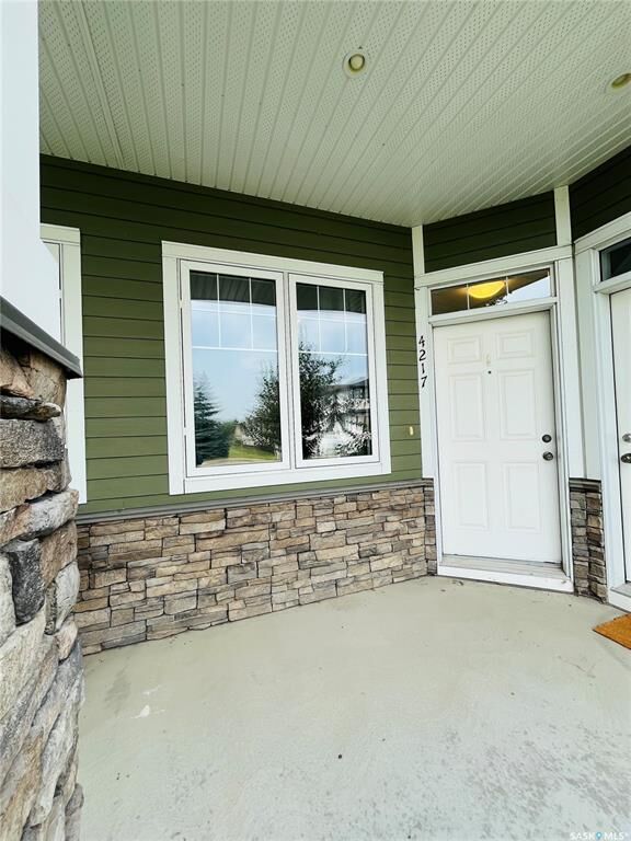 Property Photo: 4217 Green Apple Drive E SK S4V 1S1
