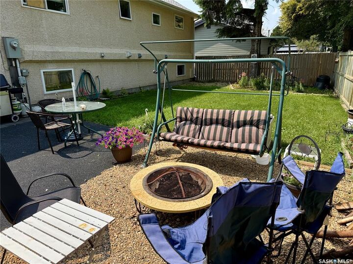 Property Photo: 41 Campbell Place SK S0K 0Y0