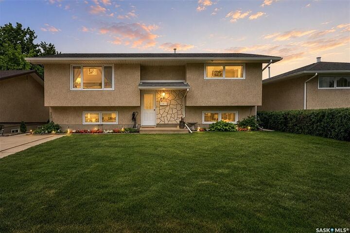 Property Photo: 1331 Athabasca Street W SK S6H 6C8