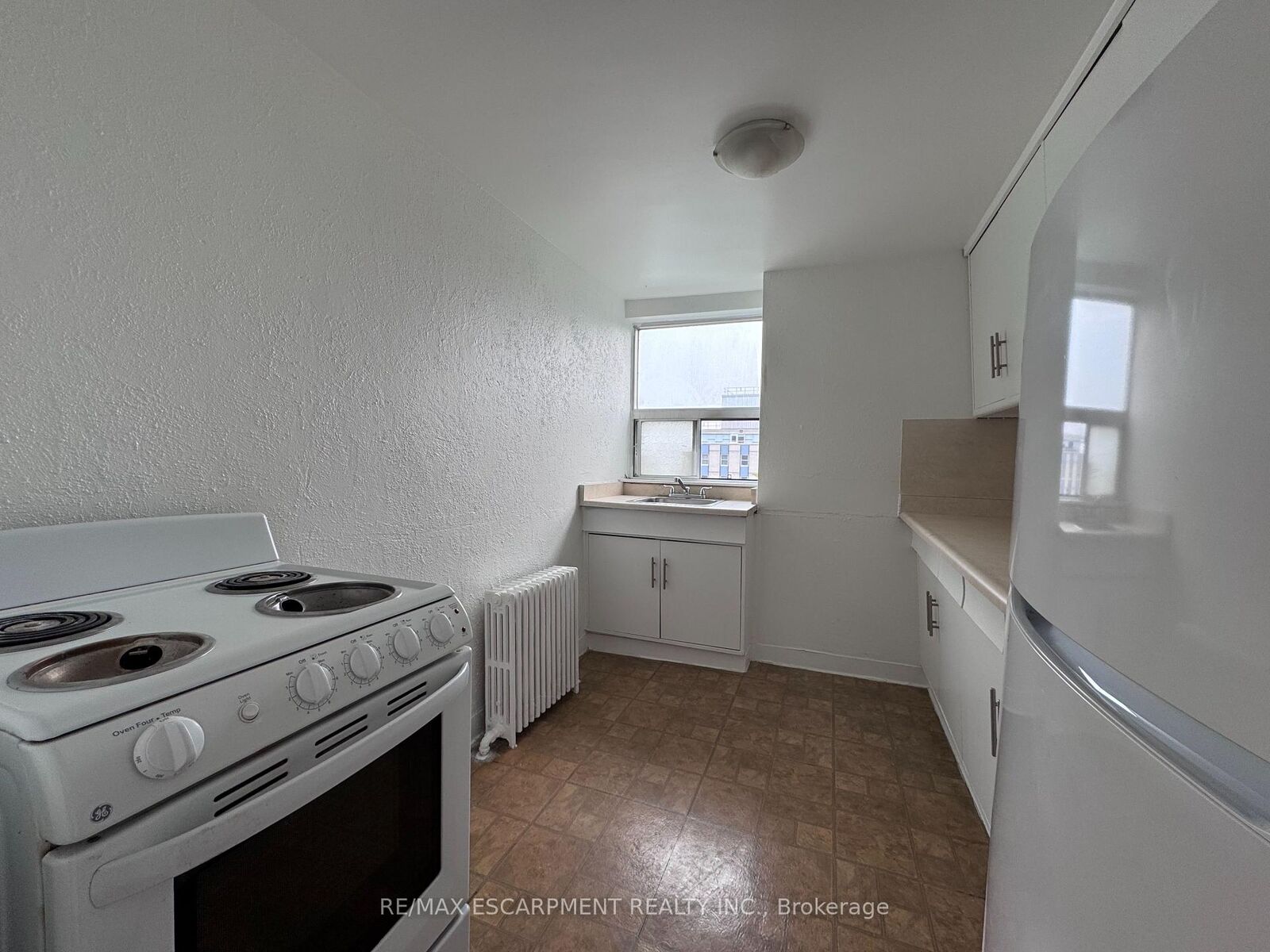 Property Photo: 325A James Street S 405 ON L8P 3B7