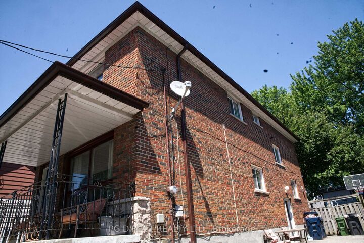 Property Photo: 5A Scotia Avenue ON M1L 4E4