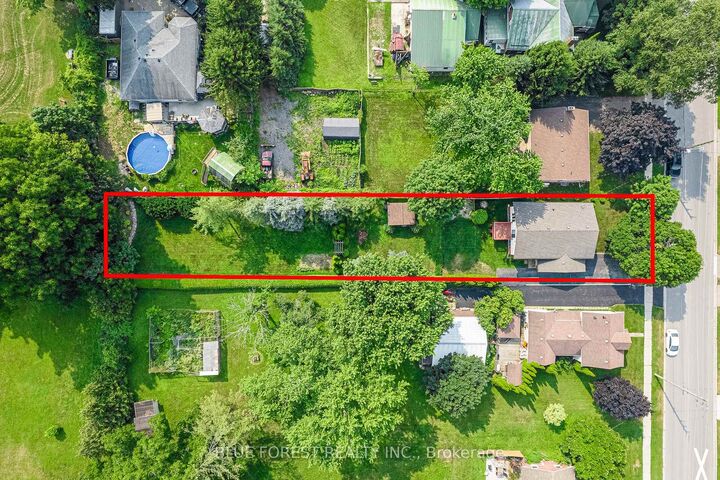 Photo de la propriété:  385 Wellington Street  ON N5C 3L6 