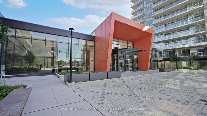 Property Photo: 95 McMahon Drive 1109 ON M2K 0H1