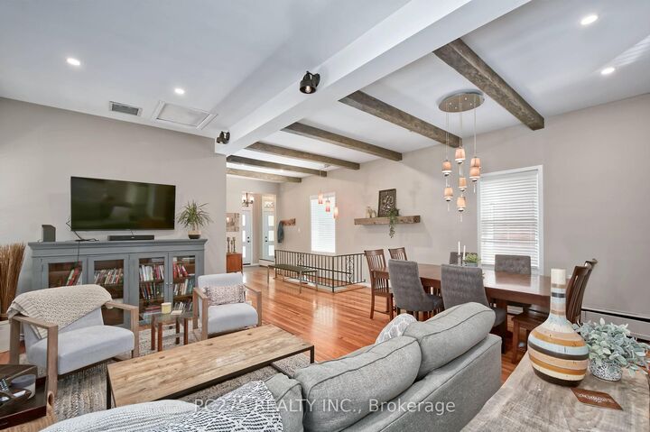 Property Photo: 77 Elm Street ON N5Z 2K4