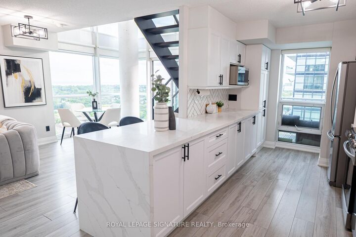 155 Legion Road N 1905 — photo 1