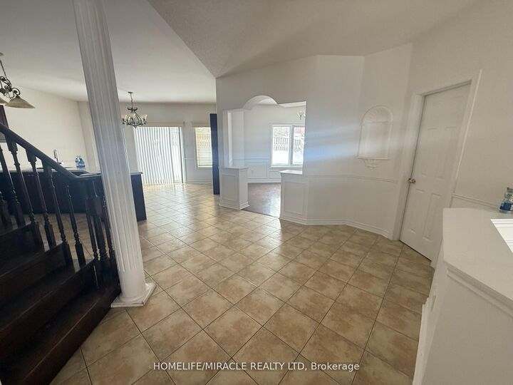 Property Photo: 7 Black Ash Trail ON L4N 3K2