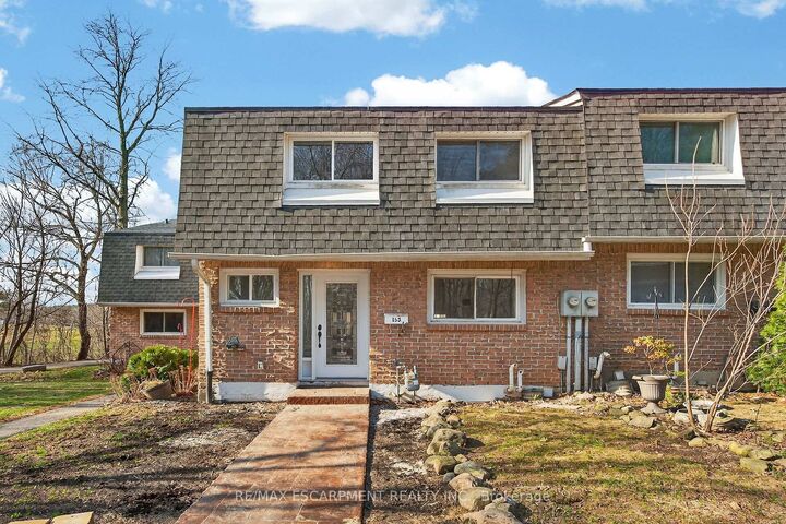 Property Photo: 2050 Upper Middle Road 153 ON L7P 3R9