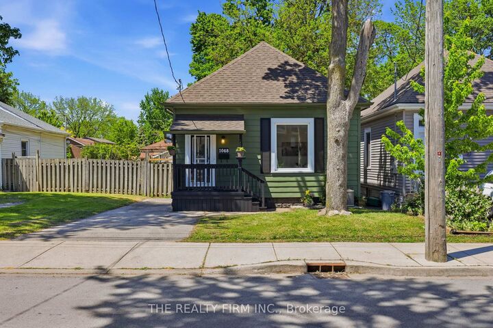 1068 Margaret Street — photo 1