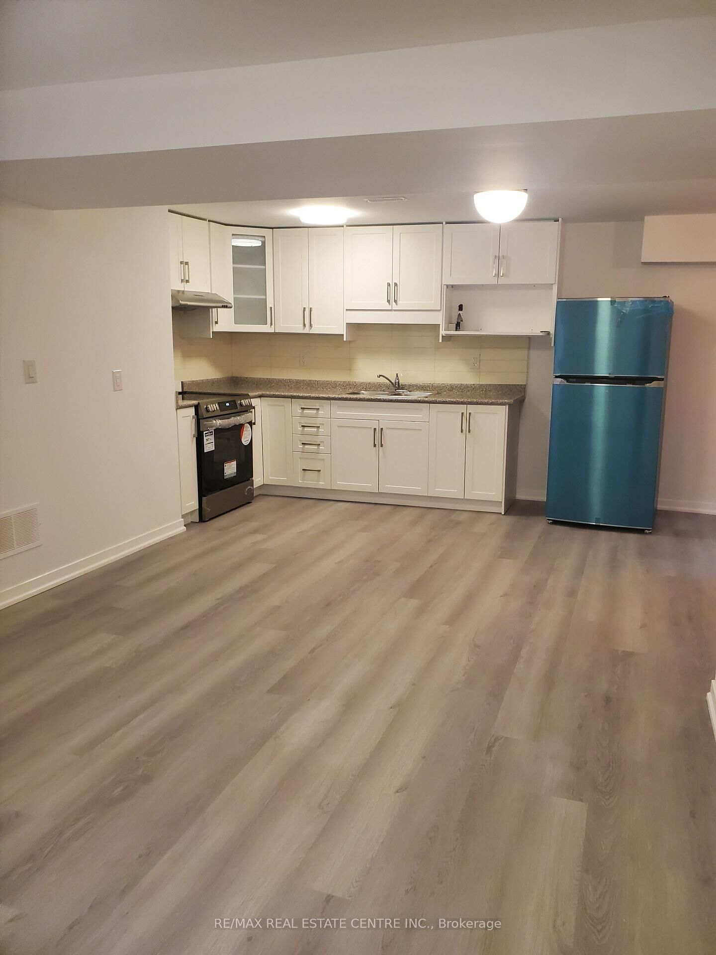 Property Photo: 1118 Lambton Drive Basement ON L6J 7P3