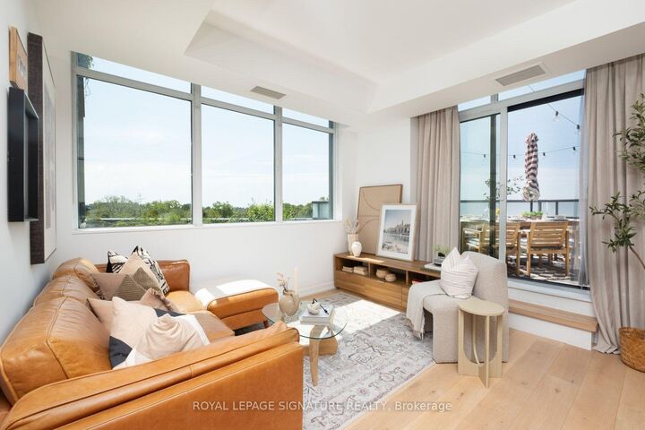 Property Photo: 36 Howard Park Avenue 610 ON M6R 0A5