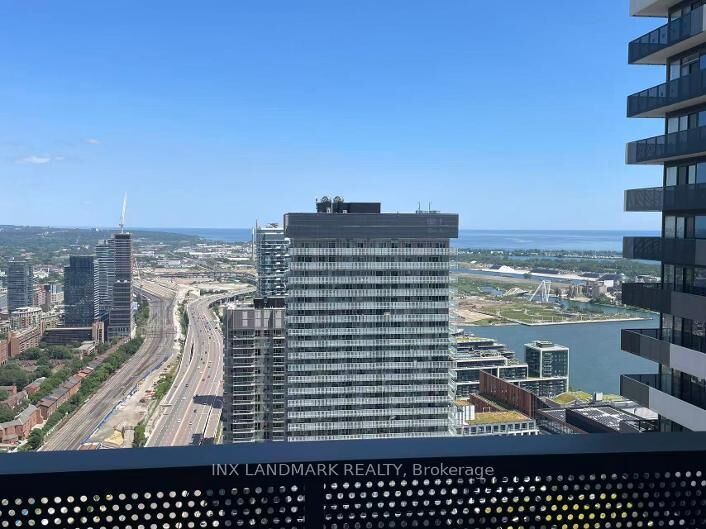 Property Photo: 55 Cooper Street 5607 ON M5E 0G1