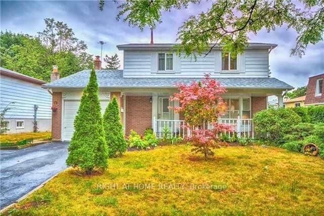 Property Photo: 54 Penwick Crescent ON L4C 5B4