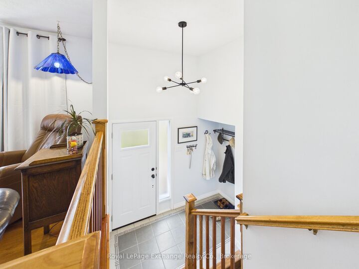 Property Photo:  32 Blairs Trail  ON N2X 0B3 