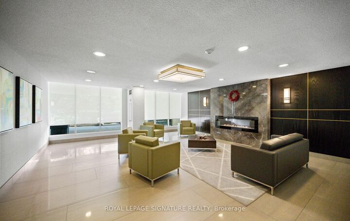 Property Photo: 820 Burnhamthorpe Road 606 ON M9C 4W2