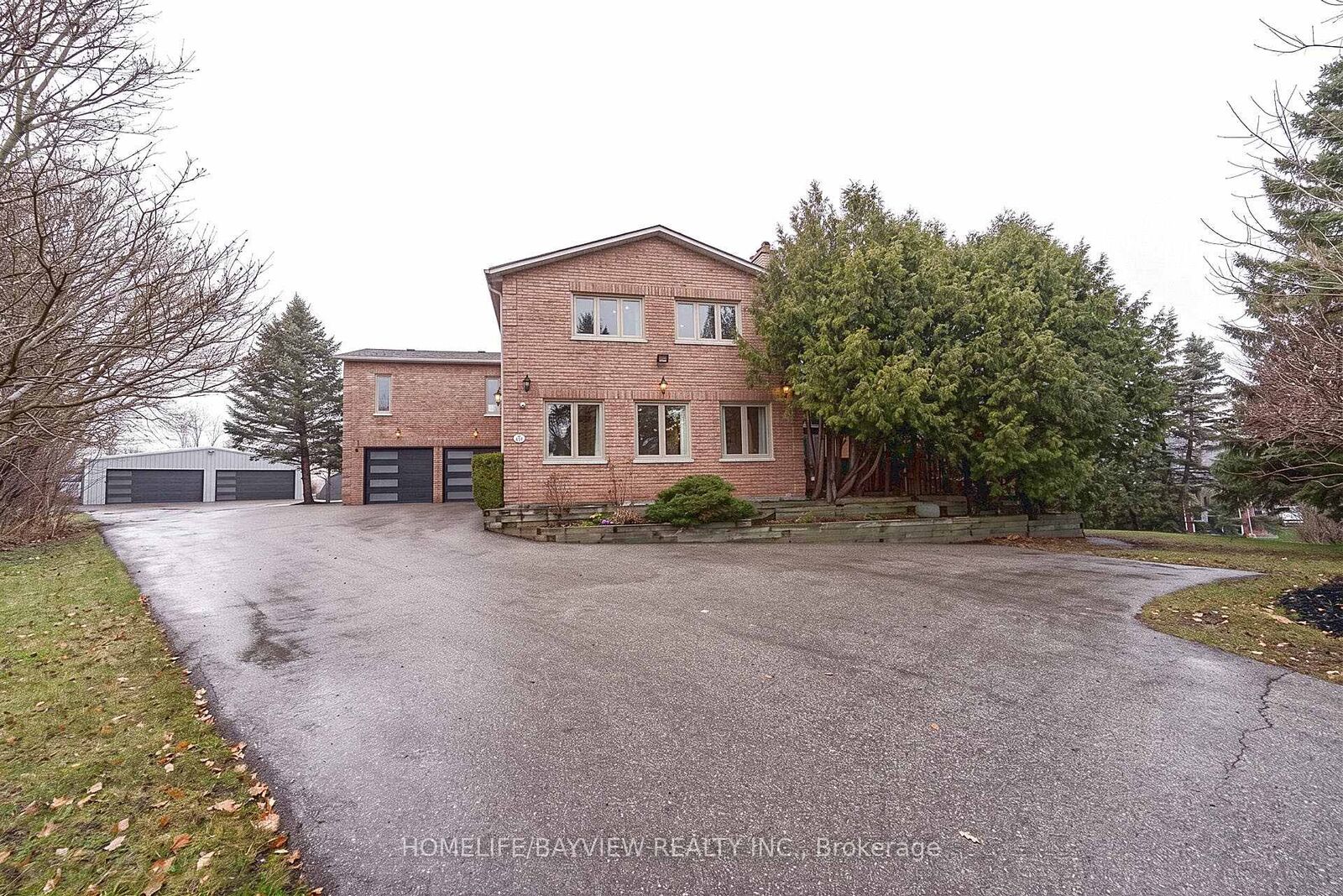 Property Photo: 25 Whispering Pine Trail ON L4G 5C7