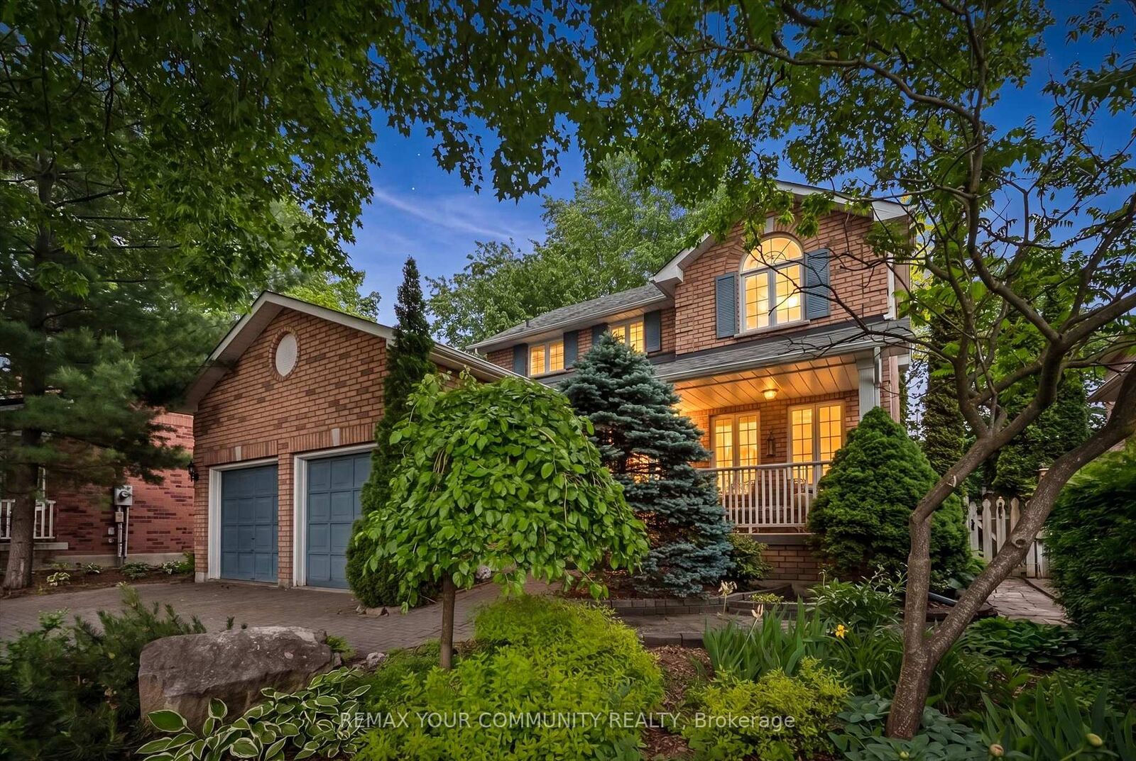 Property Photo: 428 Union Street W ON N1M 1V7