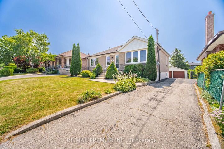 Property Photo: 295 Falstaff Avenue ON M6L 2G4