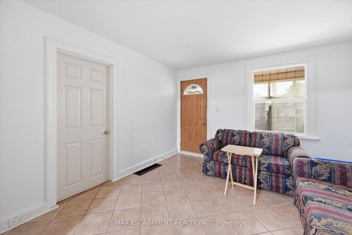 Property Photo: 156 Hope Avenue ON L8H 2E8