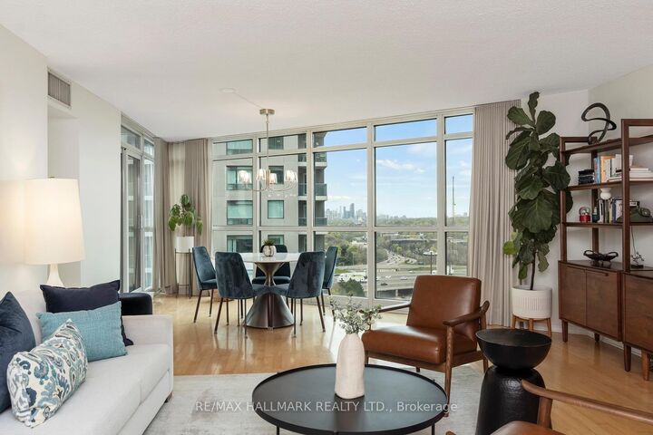 Property Photo: 28 Harrison Garden Boulevard 1902 ON M2N 7B5