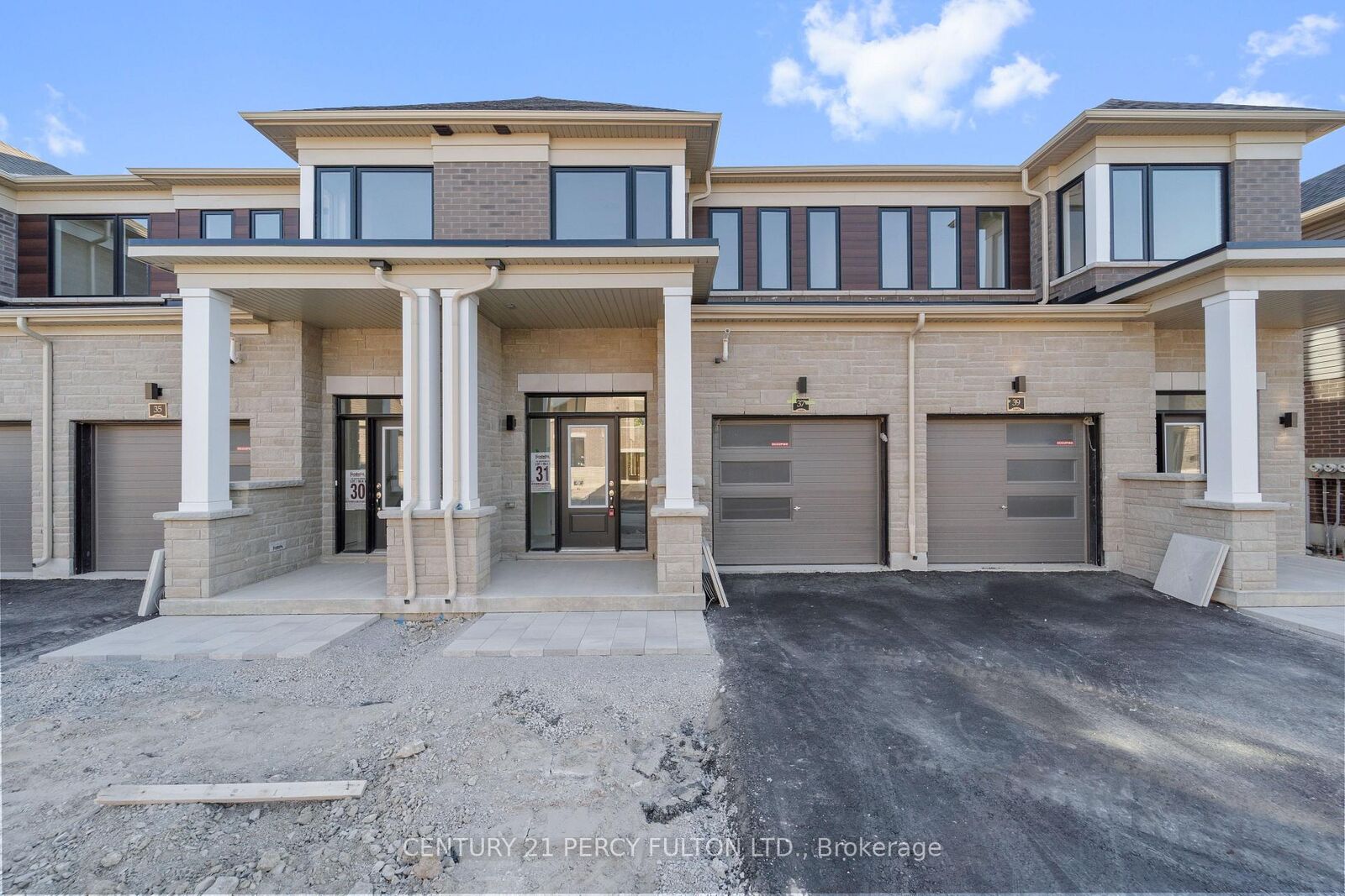 Property Photo: 37 Watts Mews ON K9V 5V7